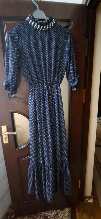 Отдам длинное платье в отличном состоянии