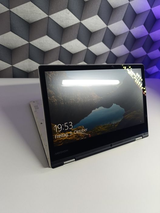 Laptop 11.6 inch ideal diagnoza auto medion e2218