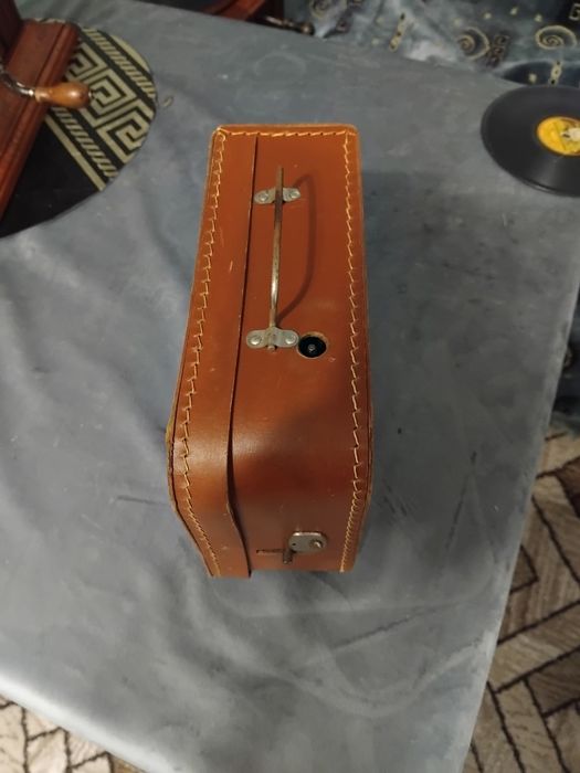 Superb patefon unicat,miniatură,de jucărie, fabricat în Germania.