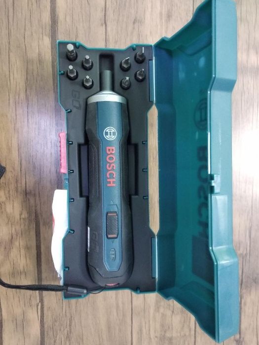 Аккумуляторный шуруповерт Bosch (производства Малайзии)
