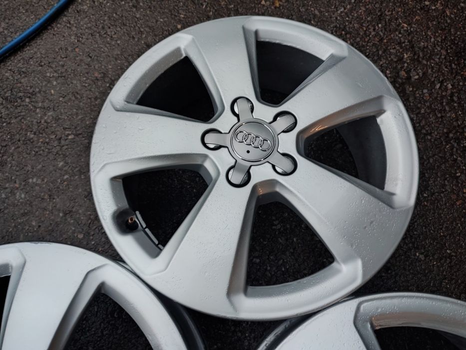 17" оригинални алуминиеви джанти за даAudi A3/Vw/Skoda.