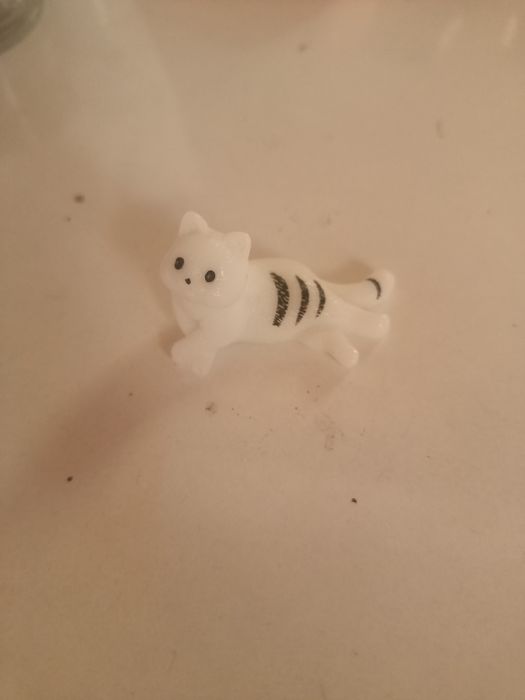Фигурка виде кошки