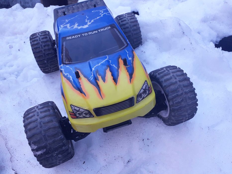 РЦ модел 1/10 RC бъги