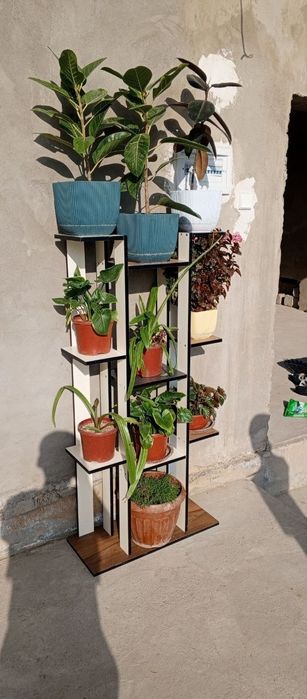 Под заказ делаем подставку для цветов