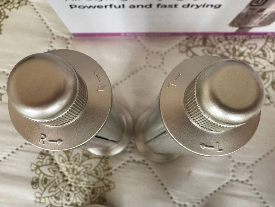 Мултистайлър 5 в 1 с Автоматично Къдрене Дисплей Йонизация Airwrap тип Dyson Сешоар Маша