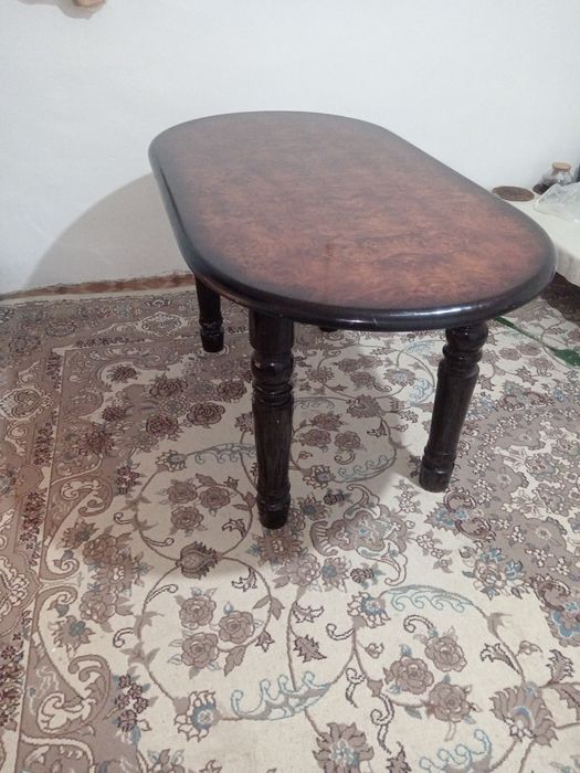 Продам сто дерево.