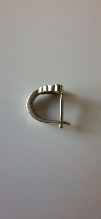 Сребърна обеца с пеперуда