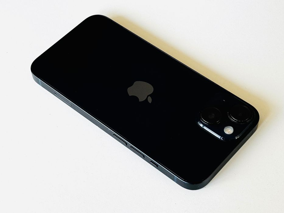 Iphone 13 256GB Black 100% Батерия! Гаранция 6 месеца