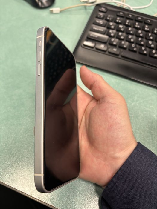 iPhone 11. Снаружи 17 про