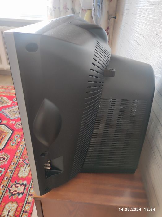 Продам Телевизор LG