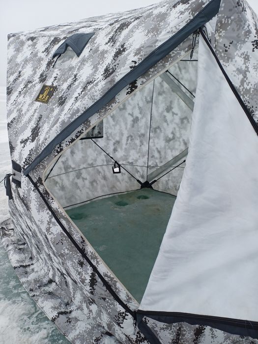 Продам Зимнюю палатку