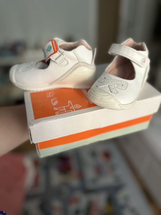 Pantofi Biomecanics noi