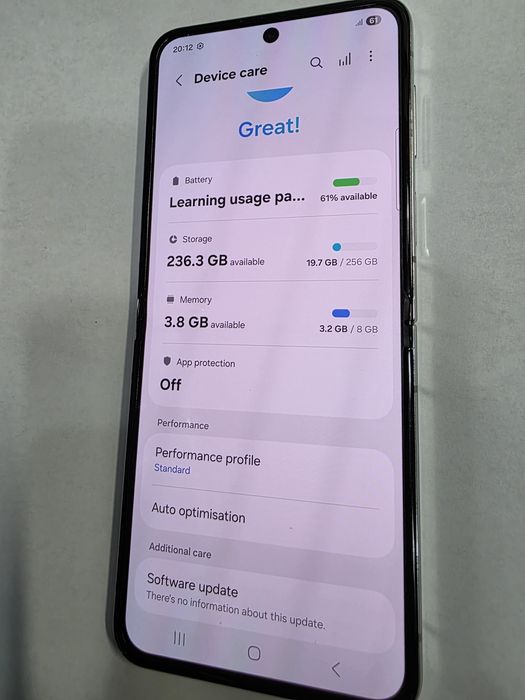 Samsung Galaxy Flip5  5G  Mint 256GB 8GB-RAM Liber de retea Stare EXCELENTA