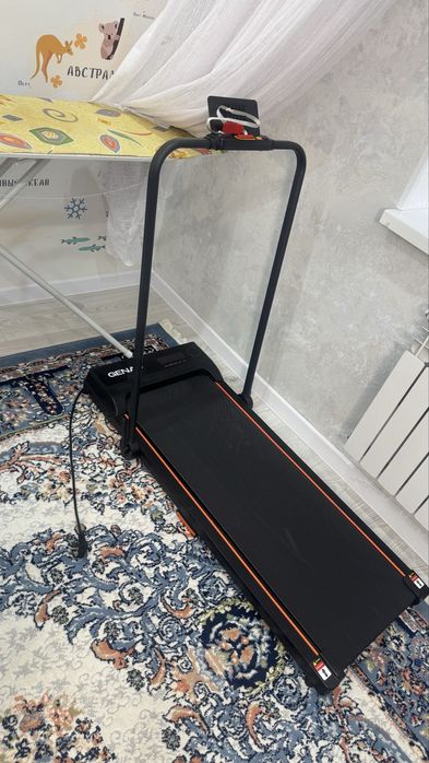 Беговой дорожка Genau
