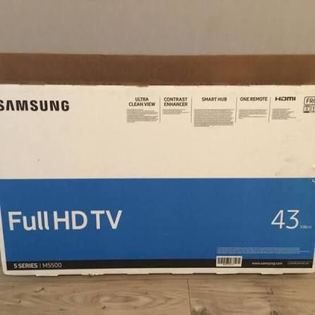 Samsung Smart 109 см в отличном состоянии