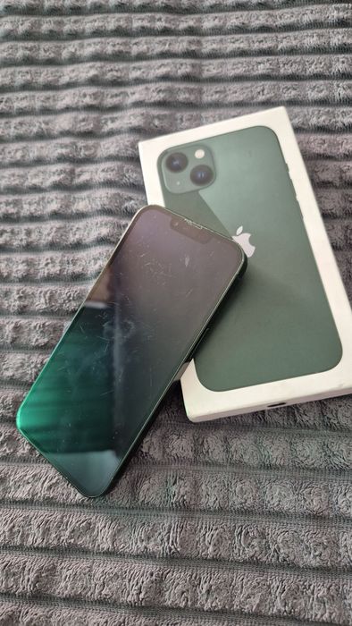 Продам iphone 13