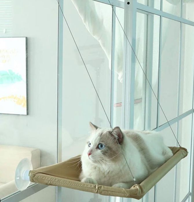 Хамак за прозорец за котка