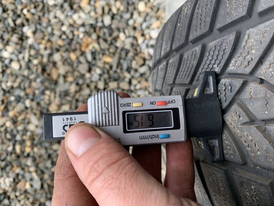 Anv M+S 215/60/16 Goodyear/Sailun