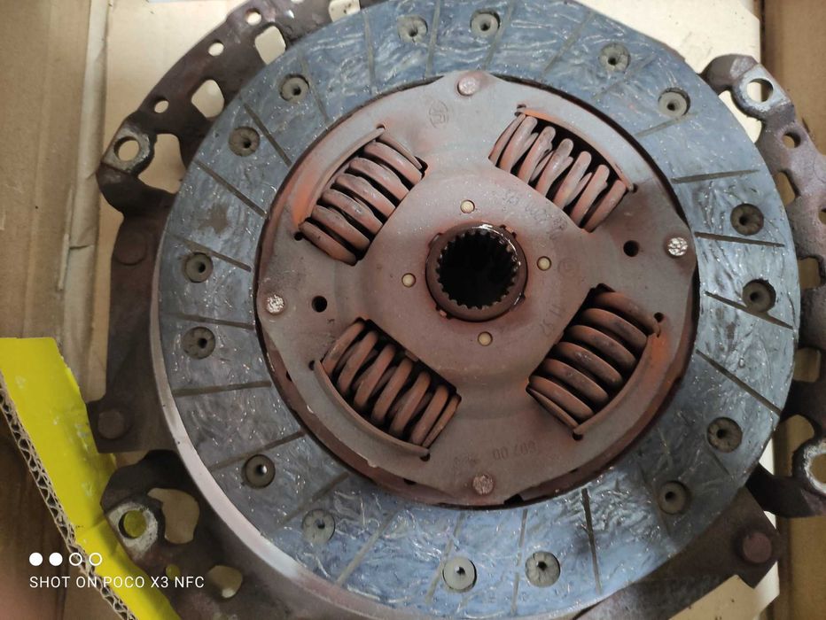 Сцепление AUDI 80 B4 (АВТ)