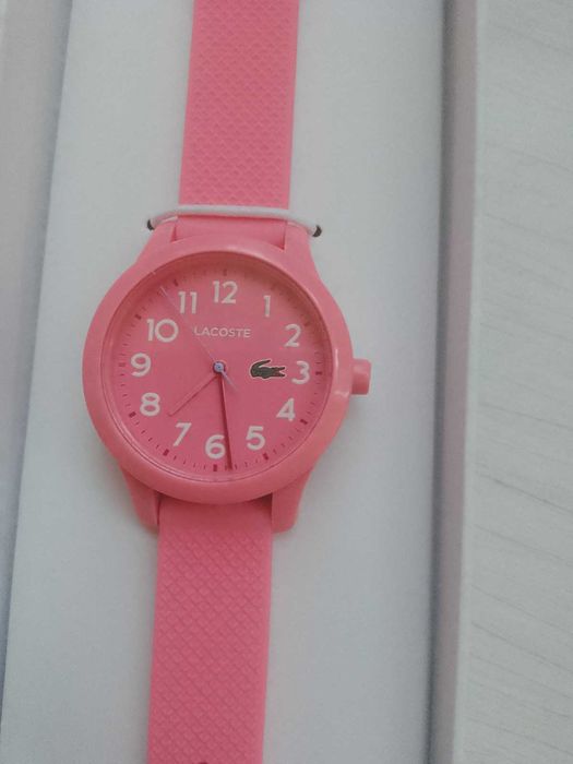 часовник Lacoste чисто нов