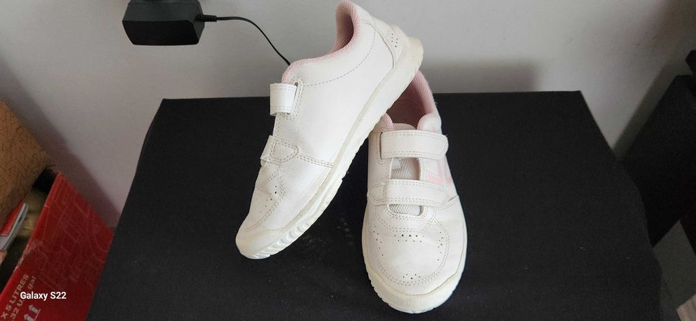 Маратонки за момиче