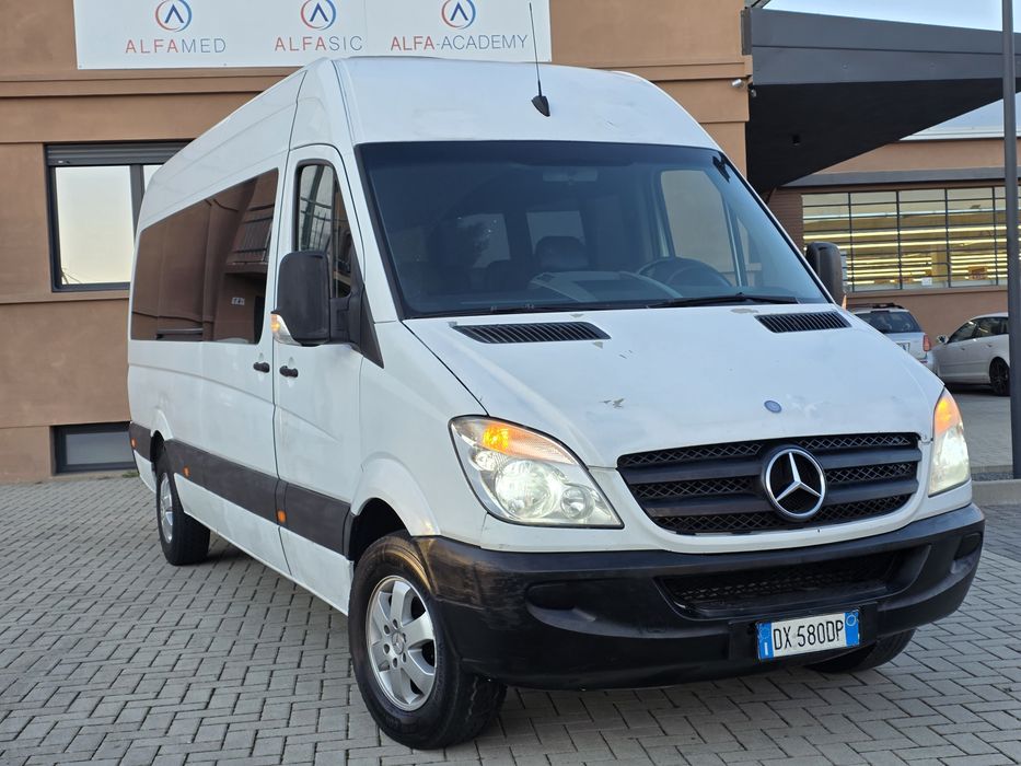 Mercedes-benz Sprinter XXL 315 2.2cdi 150cp cutie automata 9 locuri