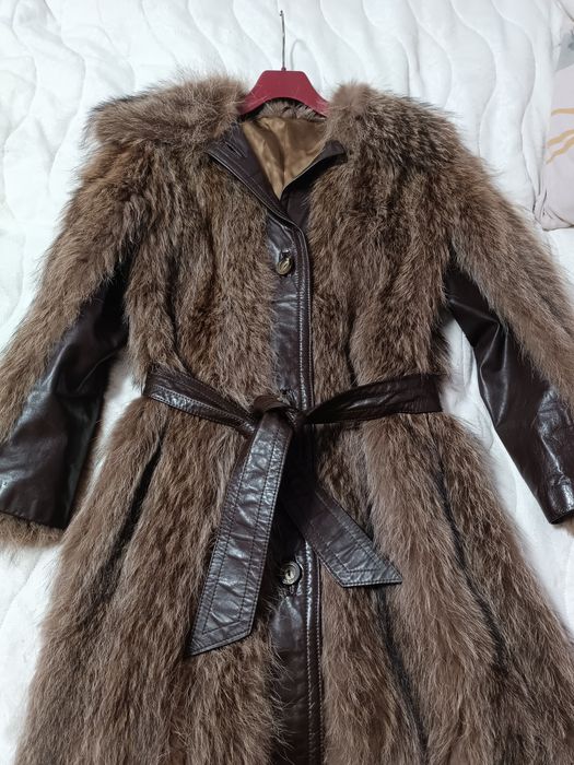 Палто сребърна лисица и кожа