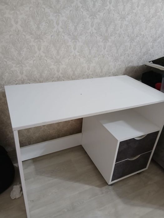 Стол ученический