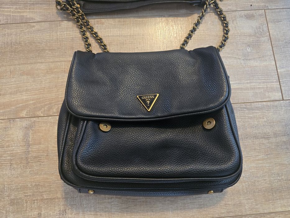 Дамска чанта Guess