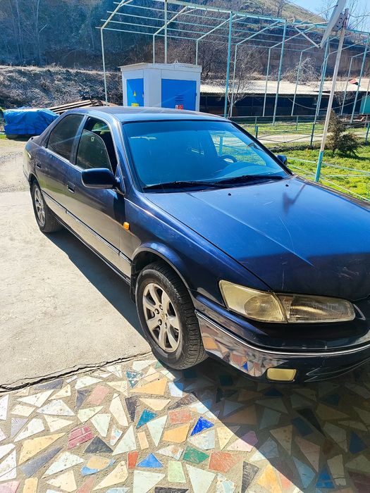 Продается Камри 20