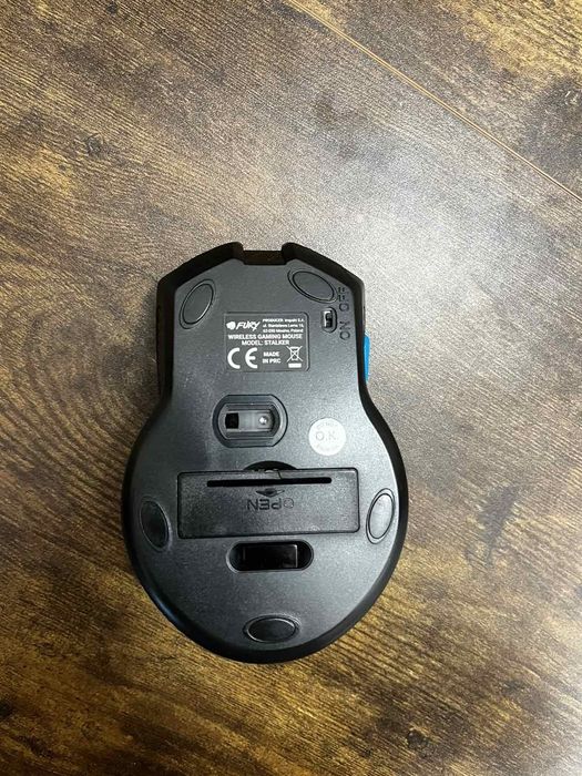 Комплект компютърни аксесоари – клавиатура + 2 мишки + DisplayPort каб