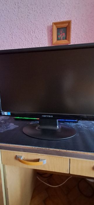 Vând monotor PC 22inch.