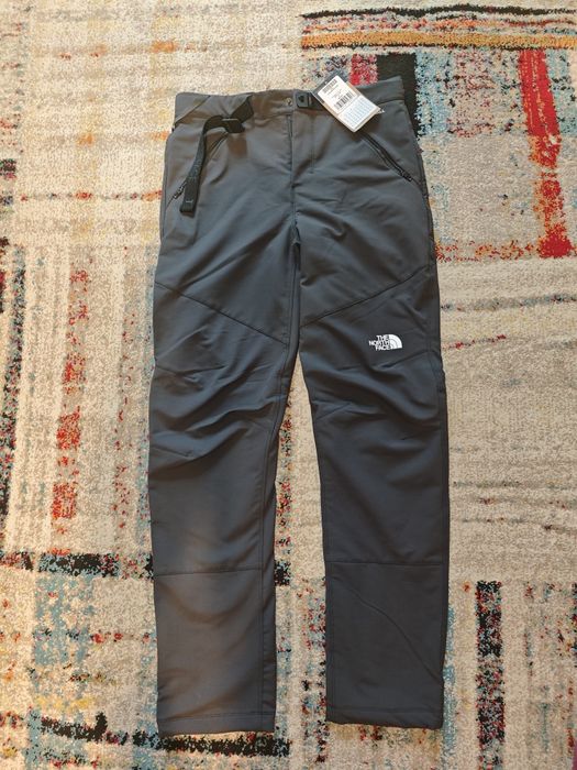 Geaca 3 in 1 si pantaloni de iarba The north face barbati S/M