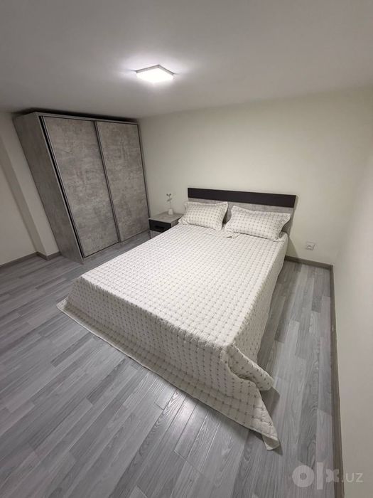 Махтумкули ЕСТЬ Арендатор 800 2/7/15 Новостройка 44м2  ЖК Besh Chinor