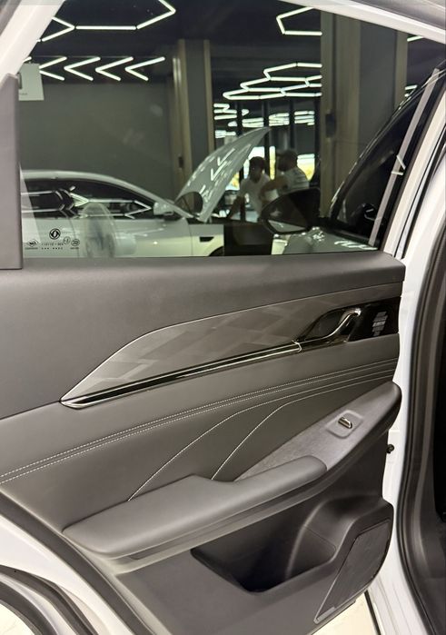 Dongfeng l7 elektor va gibrid 2026 eng fullari