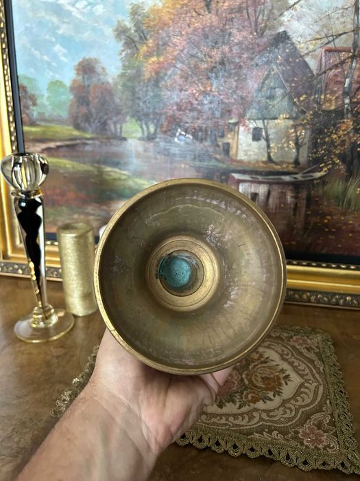 A151 Sfesnic masiv de bronz vechi 1kg 12cm h si 12d