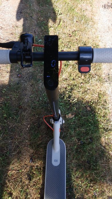 Trotinete electrica xiaomi scooter 3 ca noua 200km