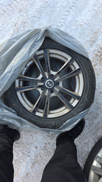 Продам колеса в сборе с летней резиной