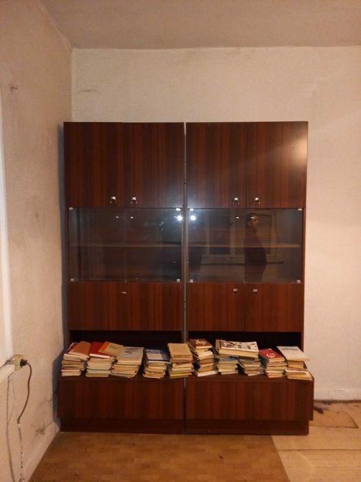 Стар модел секция дървена, изключително запазени два броя