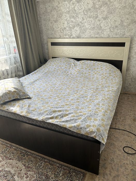 Срочно спальный гарнитур