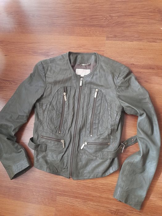 Mishael kors дамско кожено яке S- M размер.