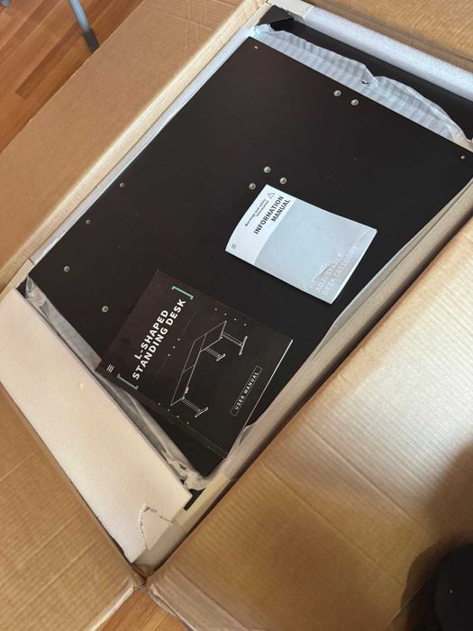 Електрическо бюро, L-образно с регулируема височина 160×120 см – черно