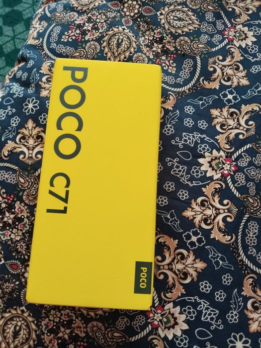 Yangi telefon poco c 71 sotiladi