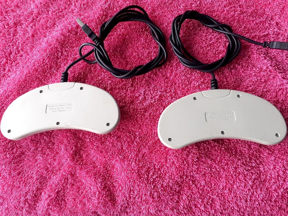 Vînd Schimb Controller PS.4 E-Boda