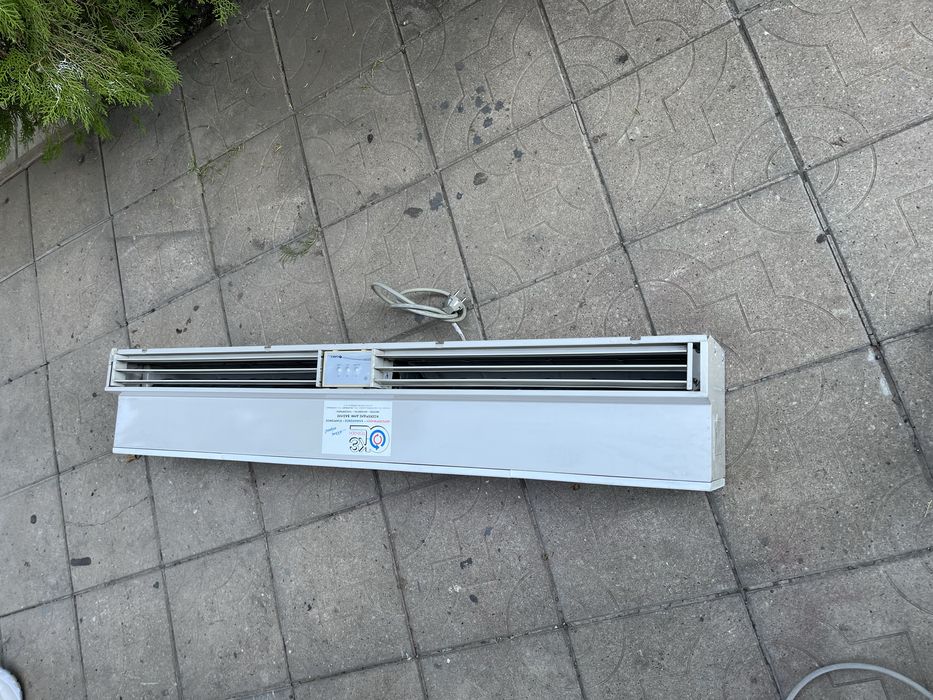 Въздушна завеса