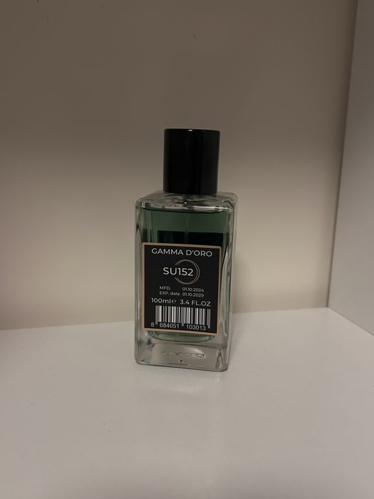 Molecules escentric 02