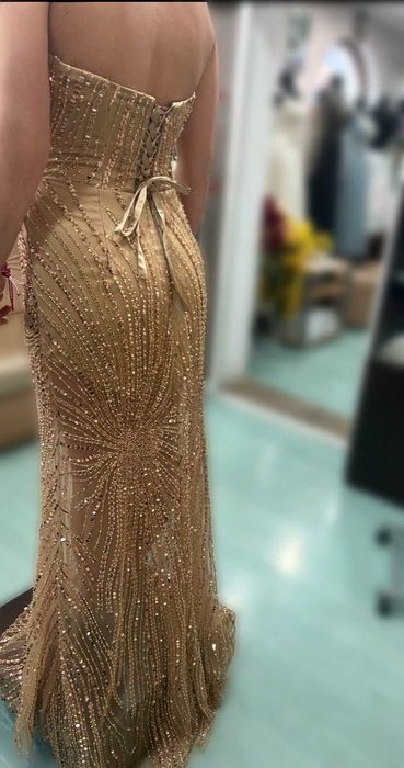 Бална рокля официална