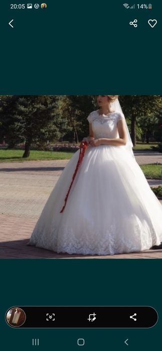 Продам платье свадебные
