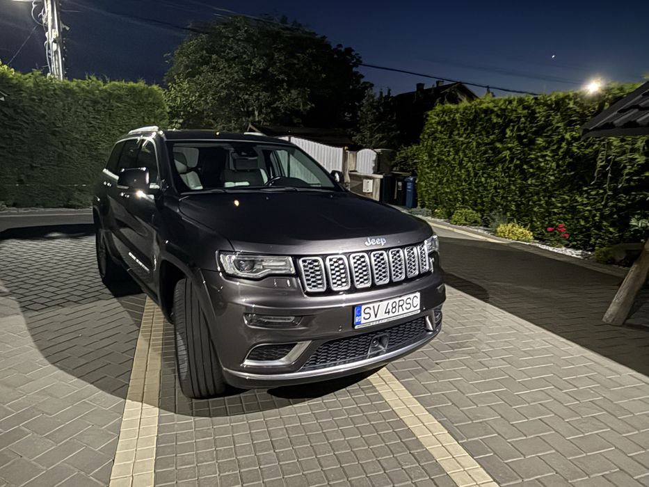 Jeep Grand Cherokee-SUMMIT