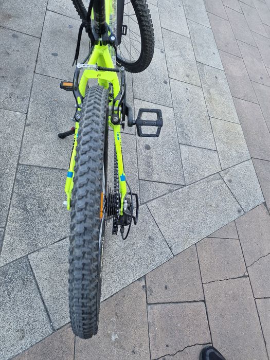 Vând Bicicleta Rockrider  ST500